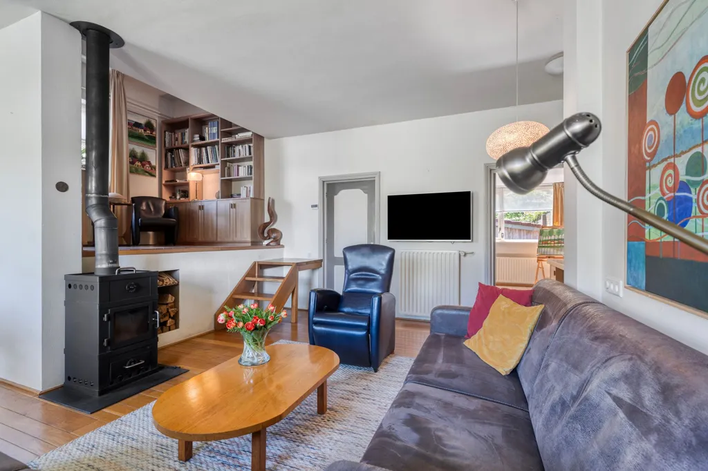 Elutuba - Two-Storey House with Garden in Ooijpolder