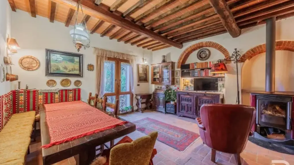 Söögituba - Restored Bifamily Villa with Panoramic View in Rignano