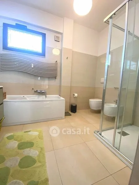 Salles de bain - Charming Triplex with Balcony in Pescara