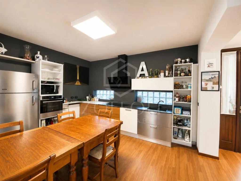 Cuisine - Ristrutturated Semi-Detached Villa in Ravenna