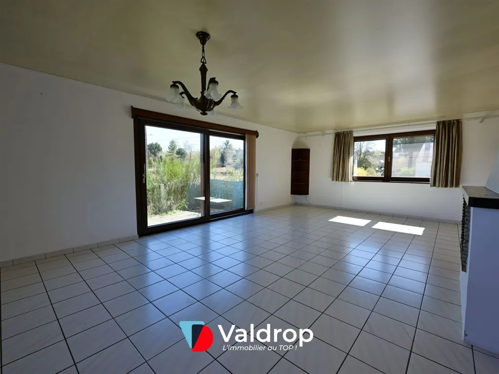 Elutuba - House with Potential in Arlon