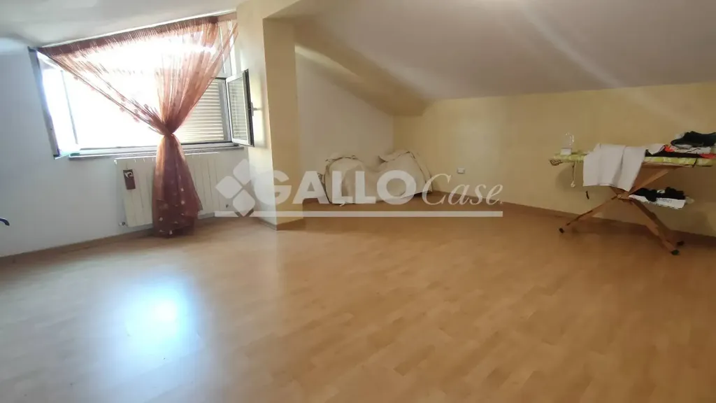 Rooms - Mansard Apartment with Balcony in Paola