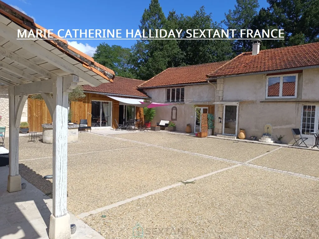 Jardin - Ferme Rénovée avec 2 Gîtes et Cour Intérieure à Périgueux