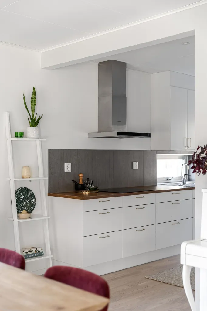 Cuisine - Modern Semi-Detached House with Bråviken View