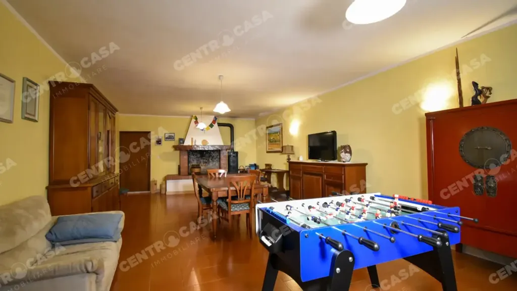 Séjour - Independent House with Large Storage in Legnago