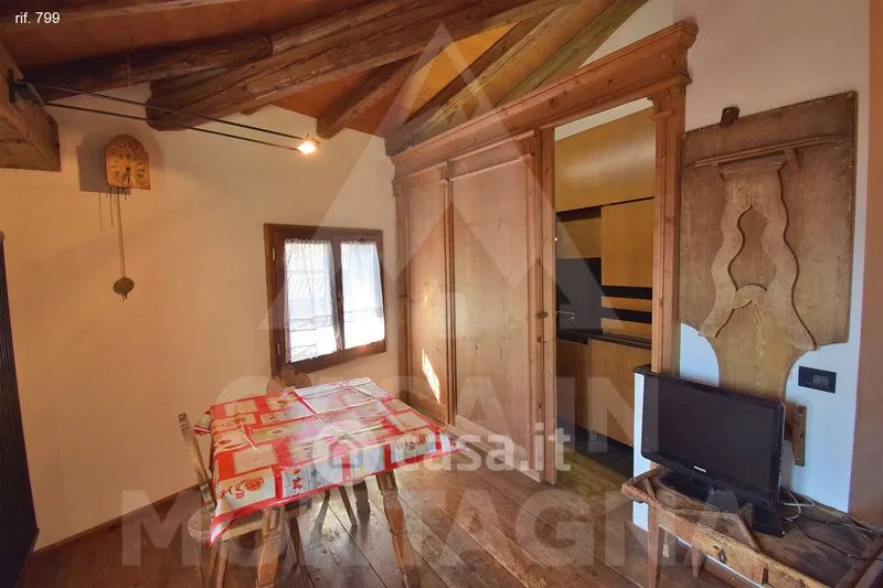 Salle à manger - Charming Mansard with Lagorai View in Daiano