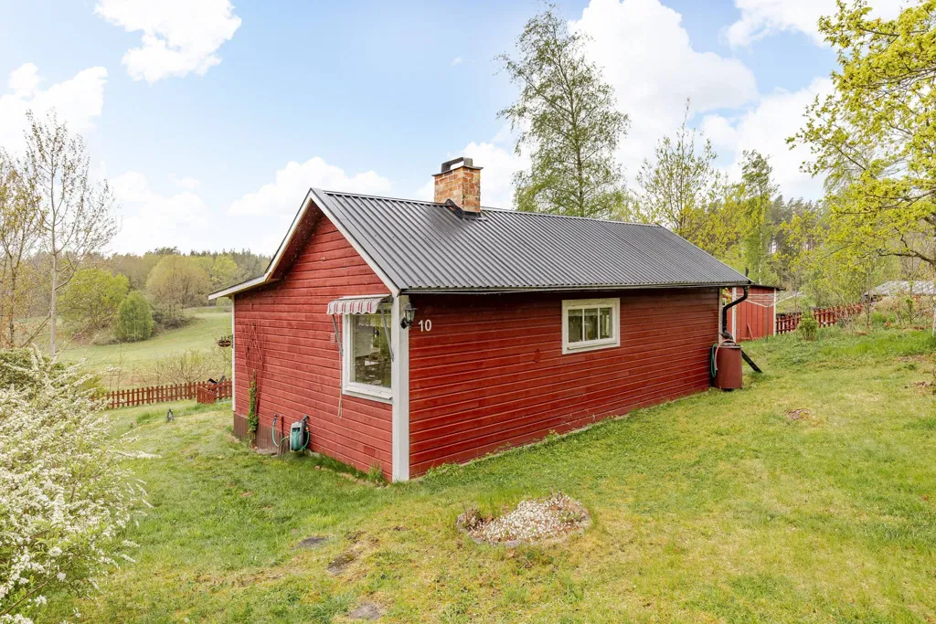 Välivaade - Cottage with Garden near Linköping