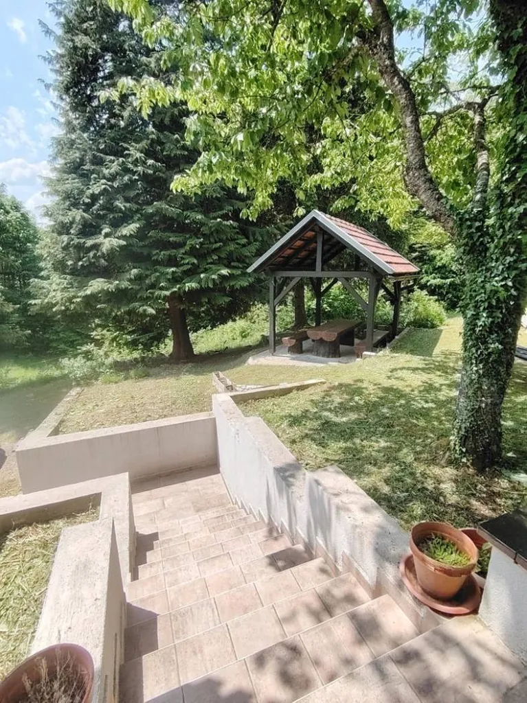 Aed - Self-Contained Villa with Garden in Vrbovsko