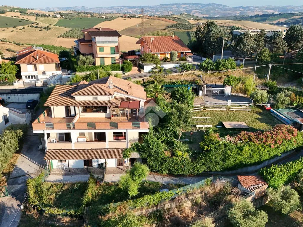 Vista aerea - Independent Villa with Pool in Roseto degli Abruzzi