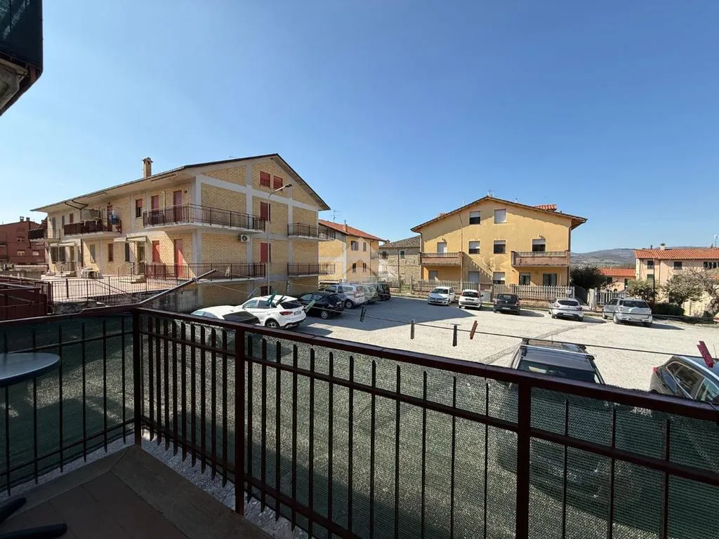 Rõdu - First Floor Flat with Terraces in Padule, Gubbio