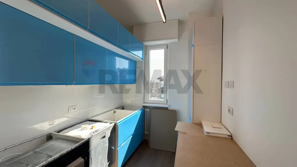 Cuisine - Modernised Apartment with Balcony in Bergamo