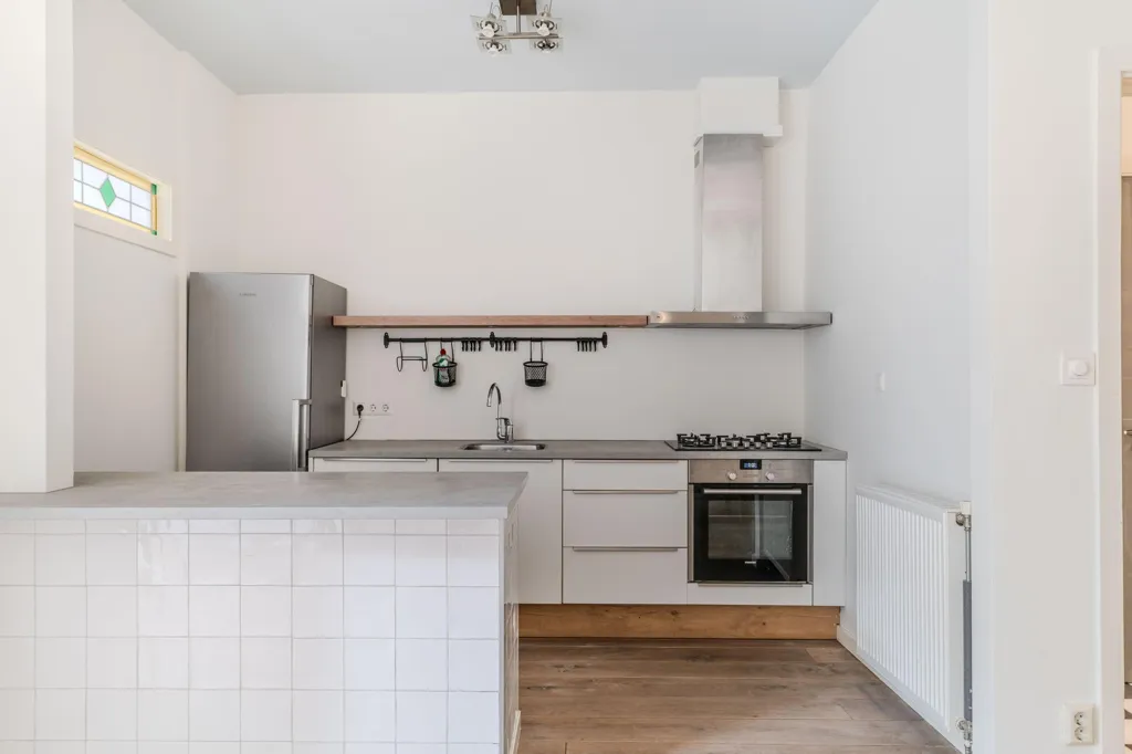 4-toaline korter asukohas Den Haag