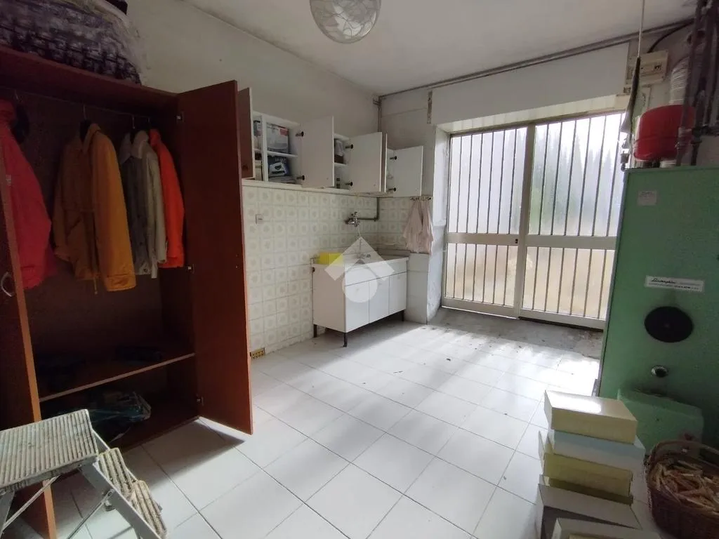 Utility Room - Semi-detached House with Garden in Santorso