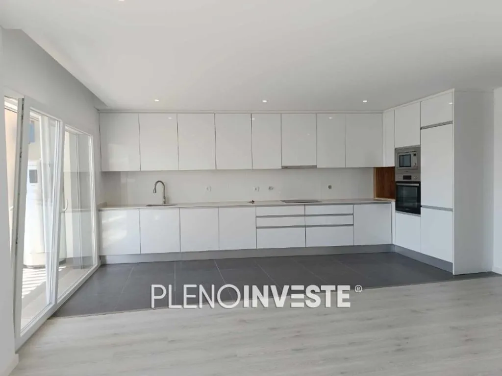 Köök - New Duplex with Panoramic View in Seixal