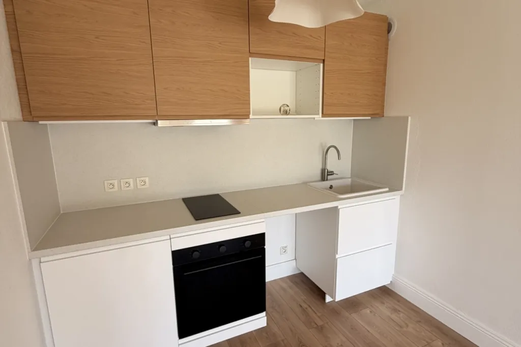 Cuisine - Appartement Rénové avec Piscine à Cenon