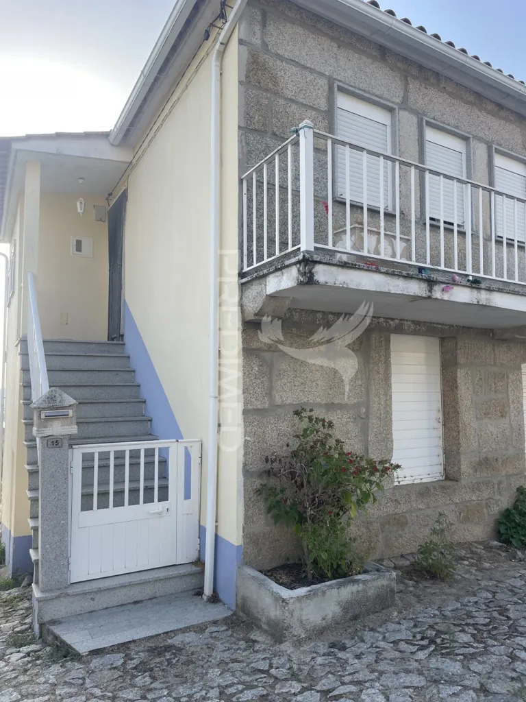 Välivaade - Renovated House with Terrace in Carvalhal