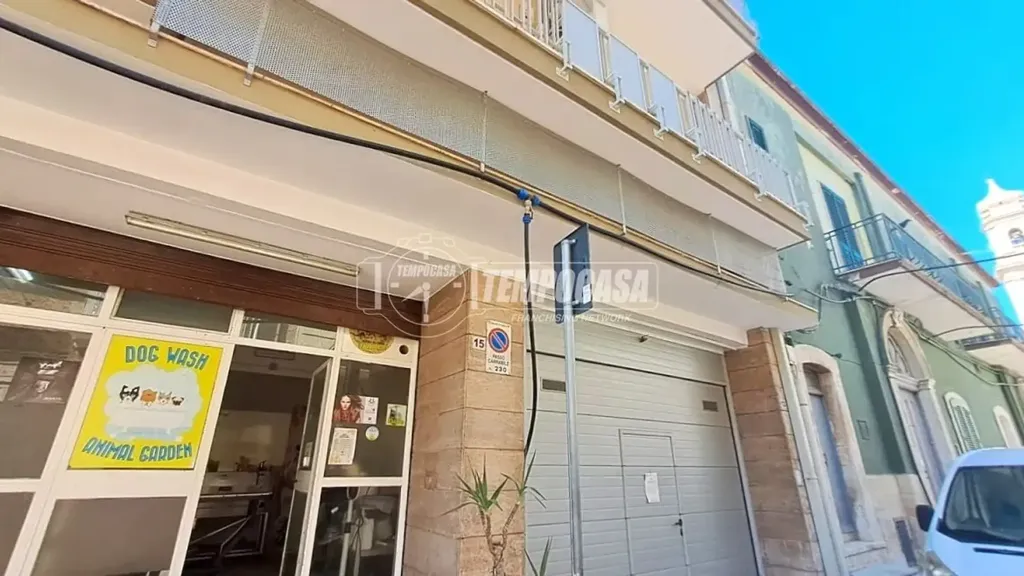 Välivaade - Fully Renovated Apartment with Terrace in Adelfia