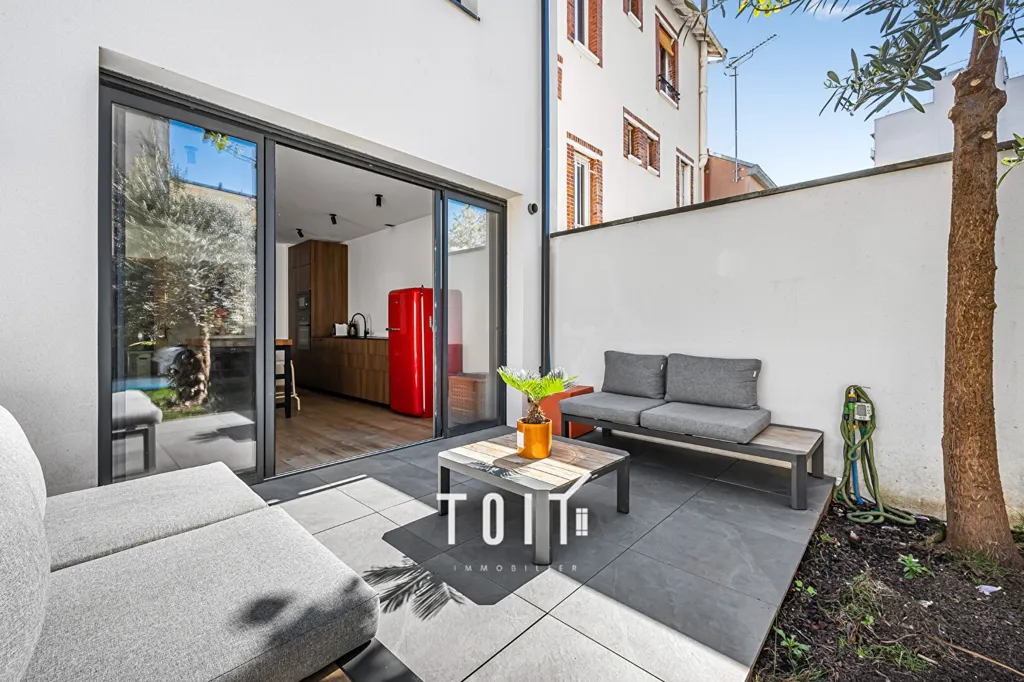 Terrazza - Contemporary House with Rooftop in Malakoff