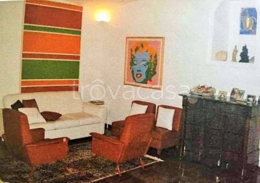 Séjour - Newly Constructed Flat with Garden in Bregnano