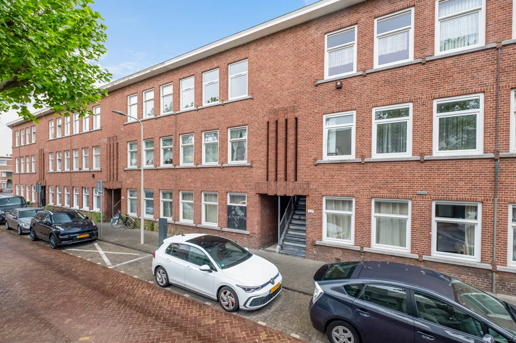 4-toaline korter asukohas Den Haag