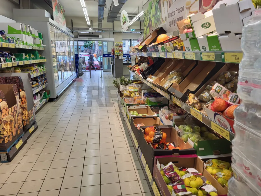 Buanderie - Commercial Space near Villa Gordiani, Rome