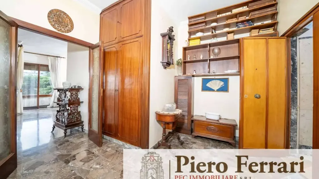 Bureau - Apartment with Sea View in Naples