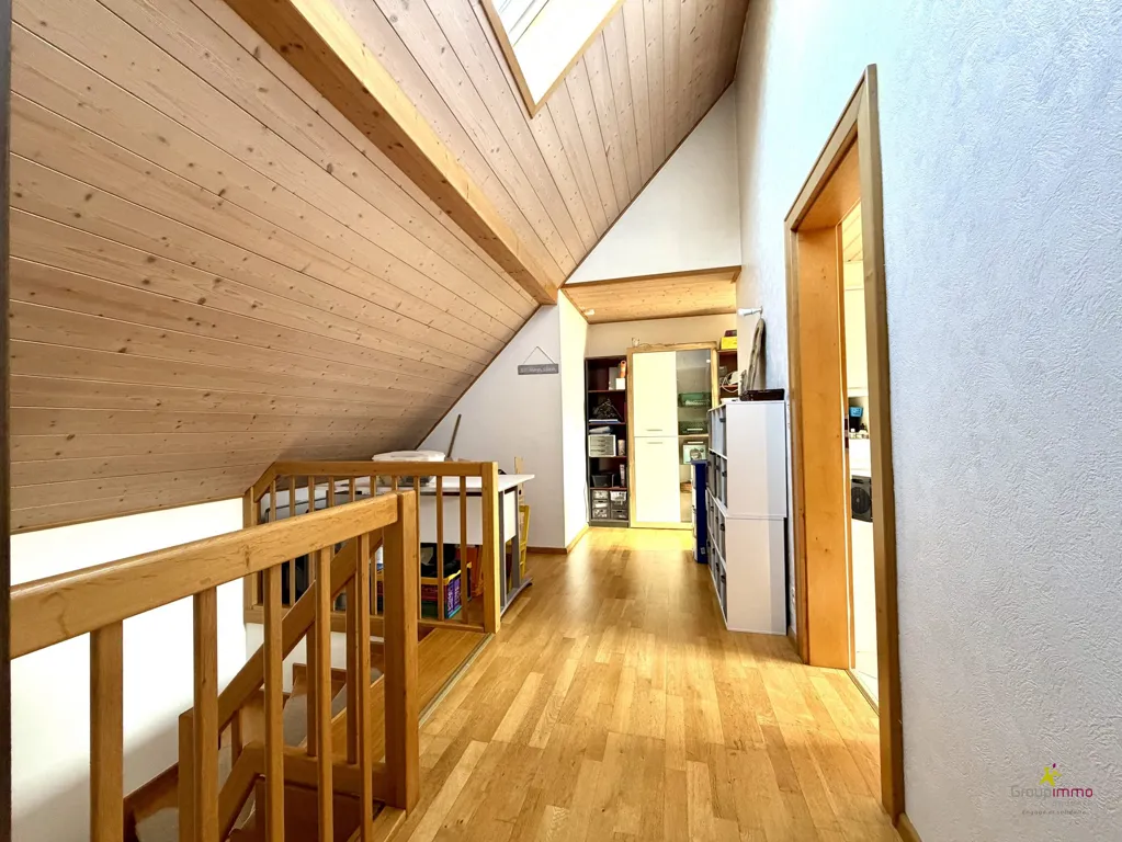 Toad - Charming House with Terrace in Stattmatten