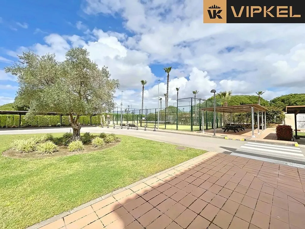 Exterior - Penthouse with Pool and Golf View in Novo Sancti Petri