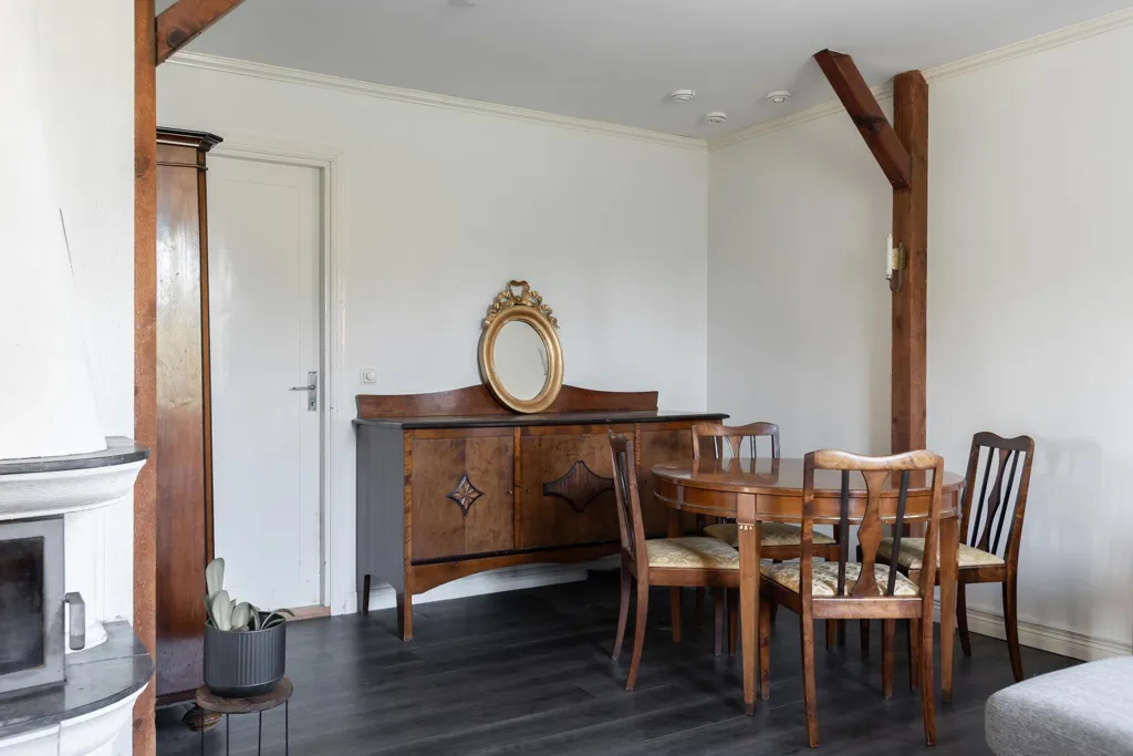 Salle à manger - Charming Villa with Garden in Gesala