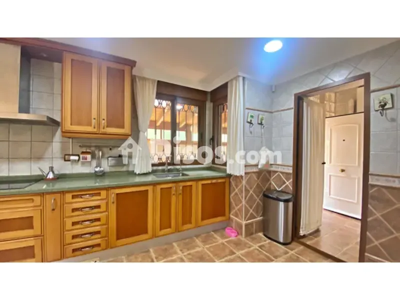 Cuisine - Luxury Chalet with Pool in Alicante Golf