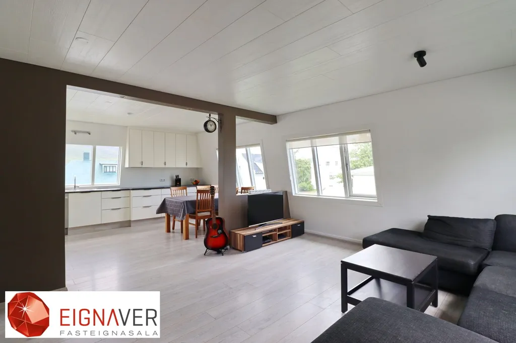 Soggiorno - Apartment with Sea View in Akureyri