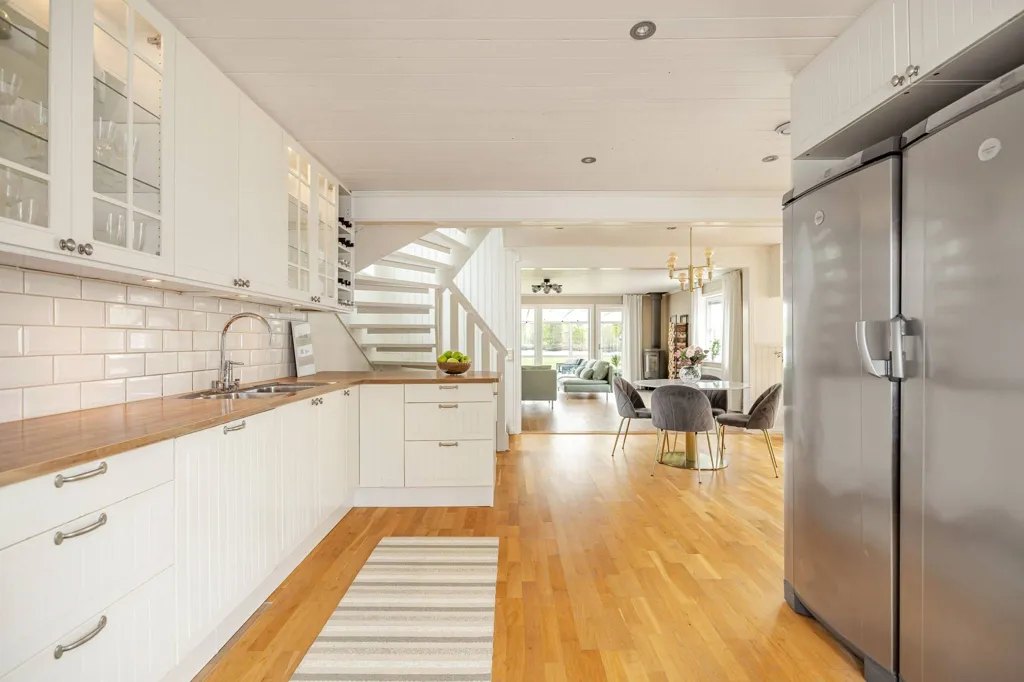Cuisine - Villa with Lake View in Falun