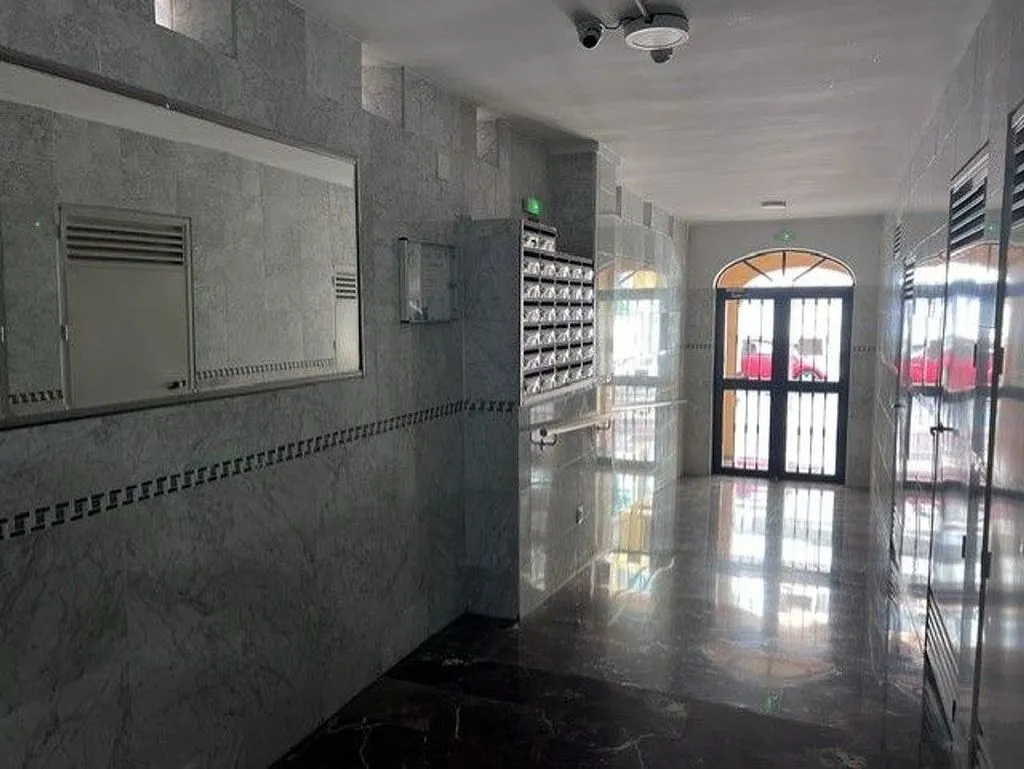 hallway_entrance