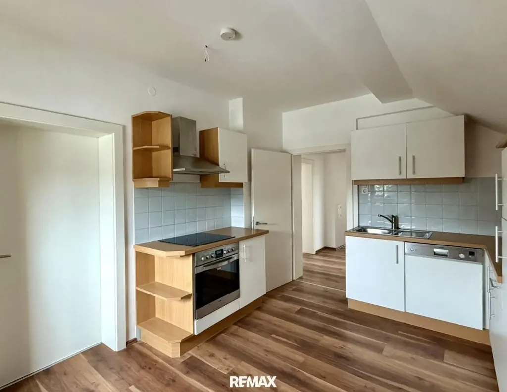 Cuisine - Renovated 3-Bedroom Flat in Viktring