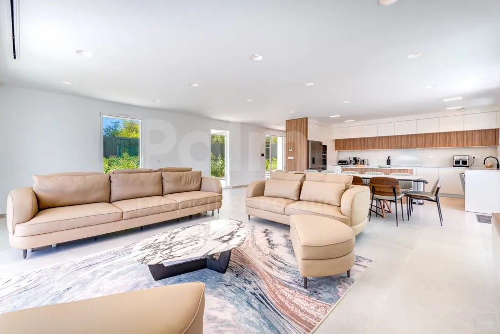 Elutuba - Luxury Villa with Heated Pool in Central Alvor