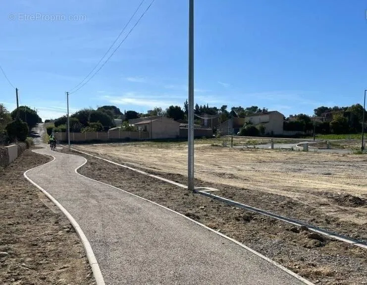 Jardin - Terrain à Construire avec Jardin à Lavalette