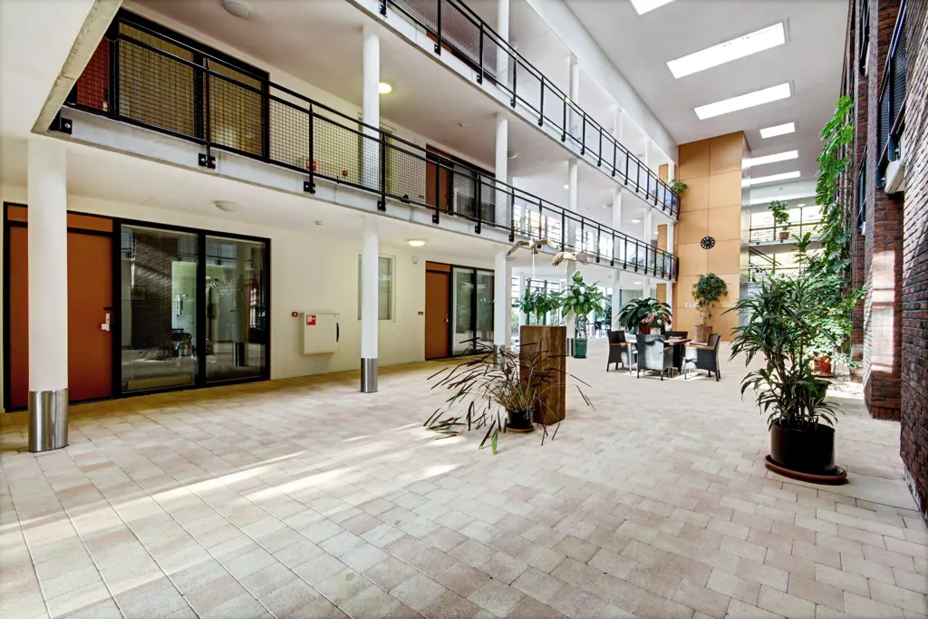 Aed - 3-Bedroom Portiekflat in Sperwerlaan