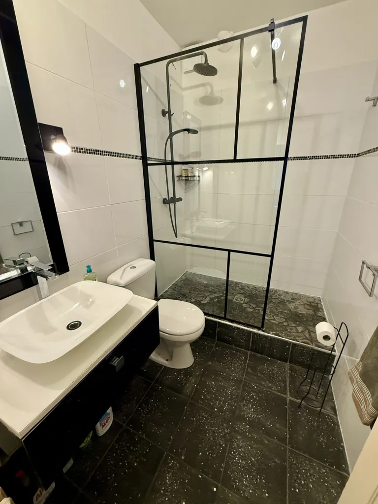 Salles de bain - Appartement T2 avec Grande Terrasse à Carcassonne