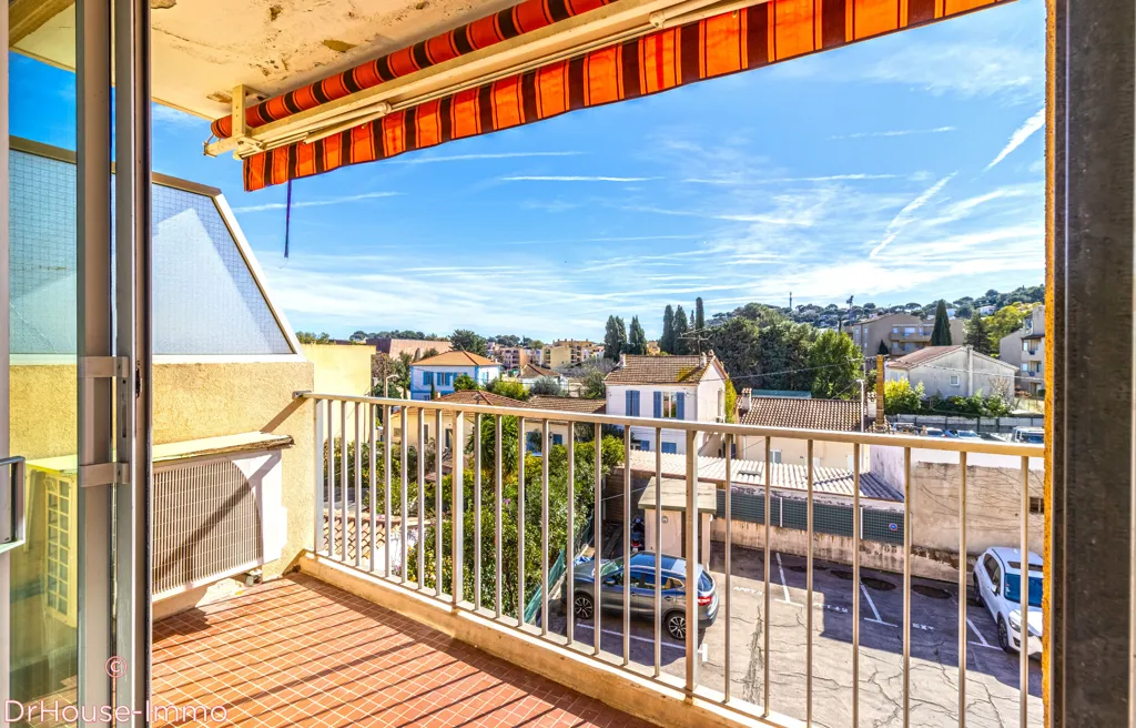 Balcon - Appartement T2 avec Balcons à Cavalaire-sur-Mer