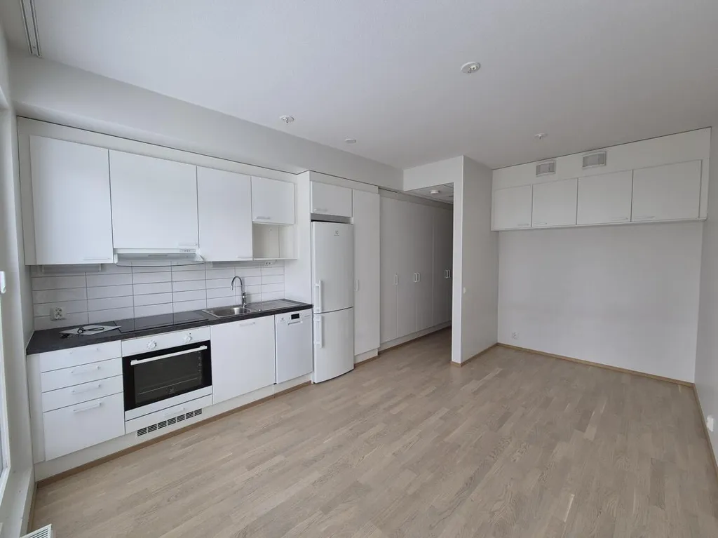 Modern Studio with Balcony in Hervanta, Tampere