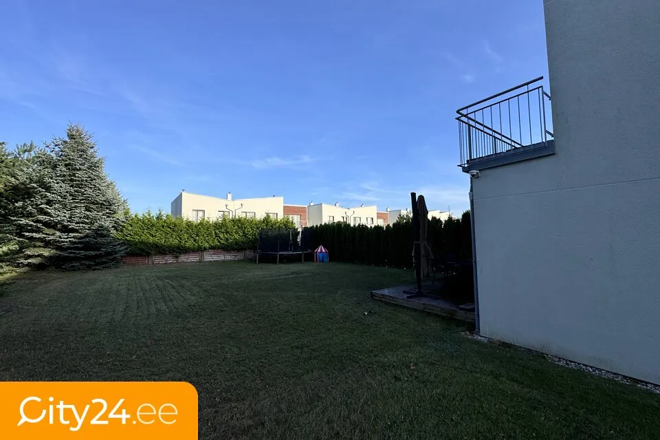 Jardin - Renovated House with Large Garden in Saliena