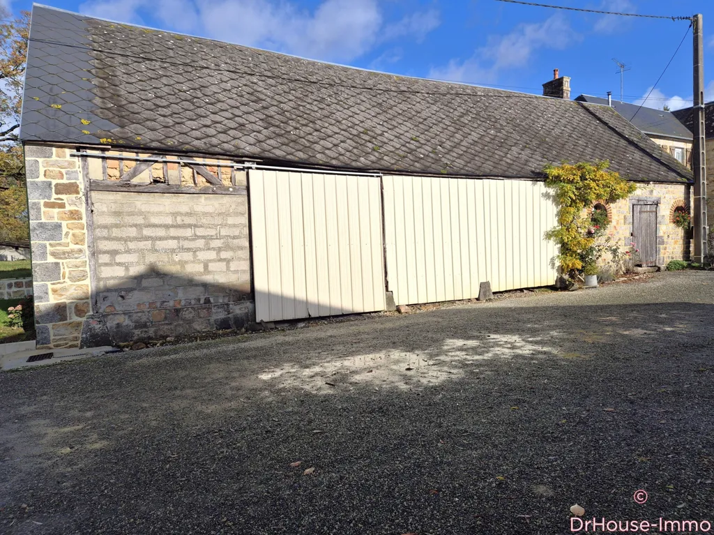 Extérieur - Maison en Pierres avec Bureau et Dépendance à Domfront