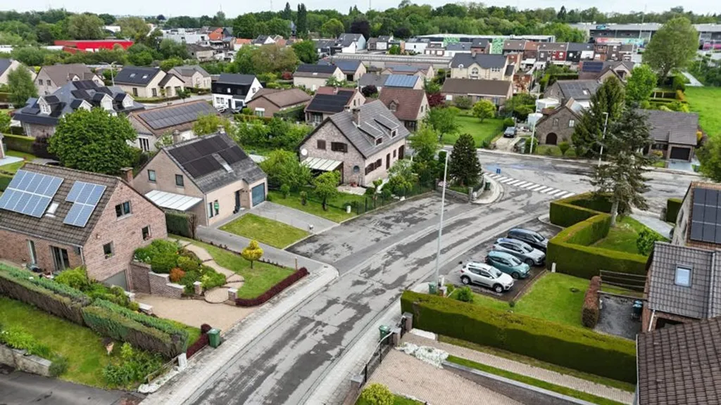 Vue aérienne - Villa 4 façades avec jardin à Liège