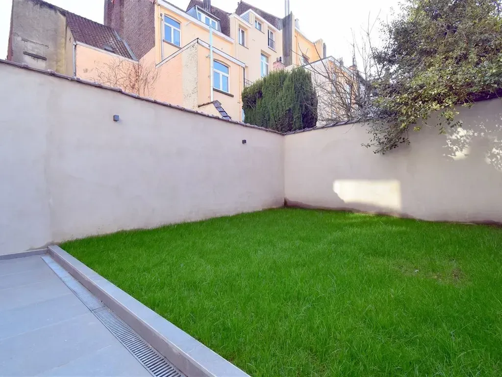 Jardin - Duplex Inversé dans Maison de Maître à Ixelles