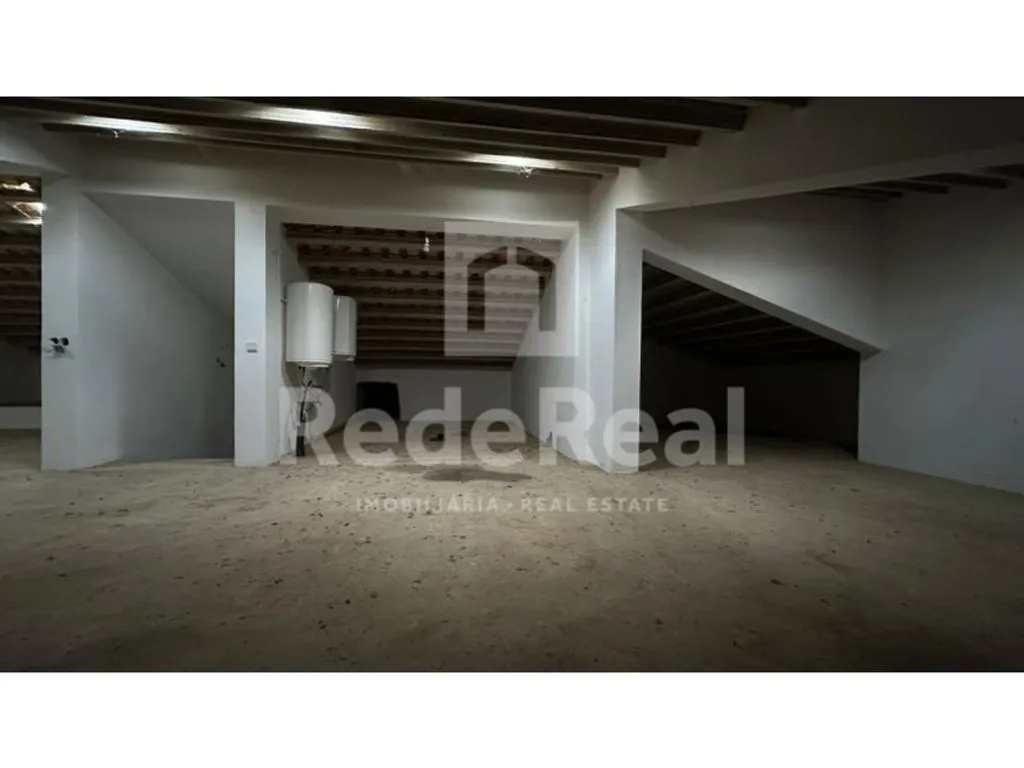 Garage - Luxury Villa with Sea View in Estoi