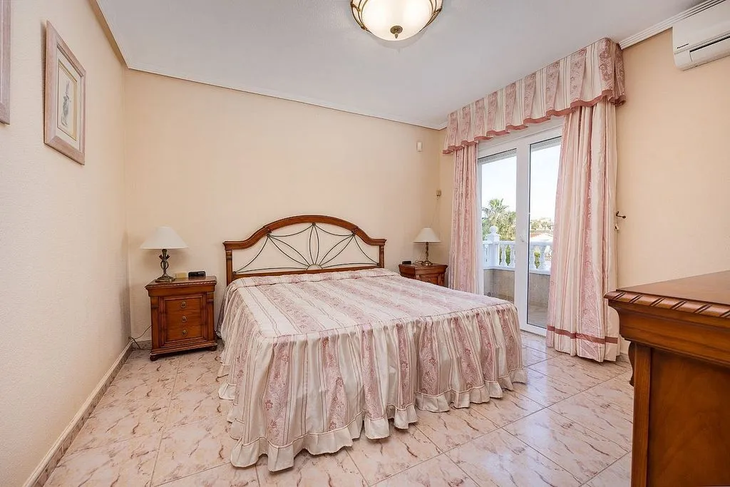 Magamistoad - Chalet with Pool and Terrace in El Chaparral