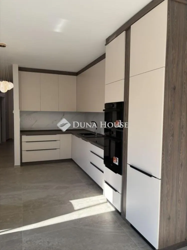 Köök - Modern Ground Floor Flat in Kecskemét City Centre