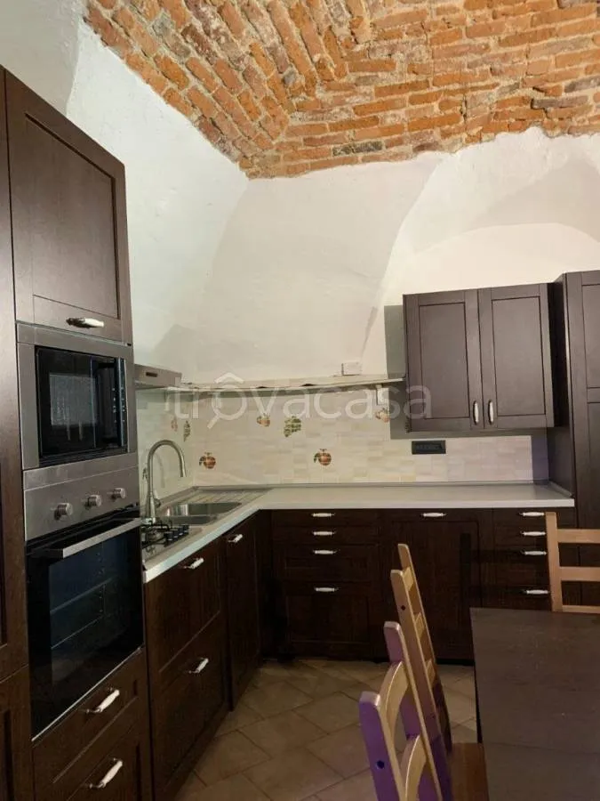 Cuisine - Rustic-Style Flat with Sunny Terrace in Vernante