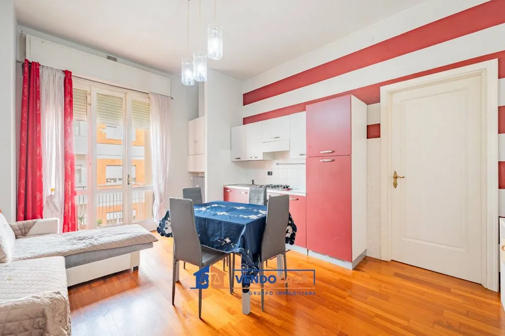 Séjour - Apartment with Balcony in Cuneo