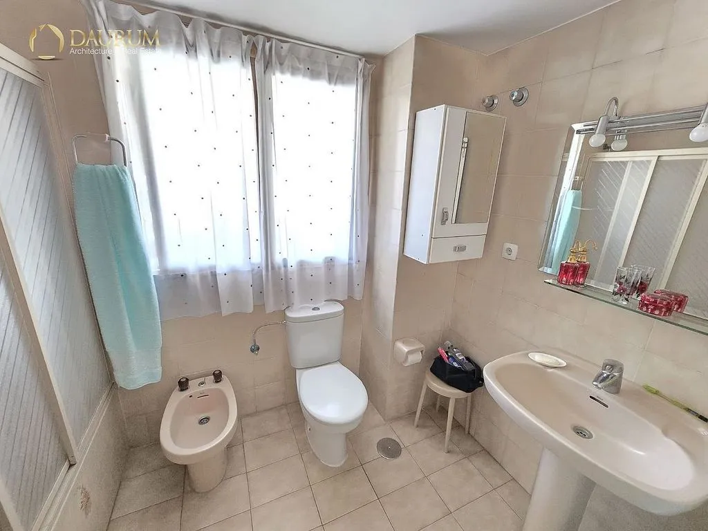 Salles de bain - Apartment with Pool and Terrace in Playa de Levante